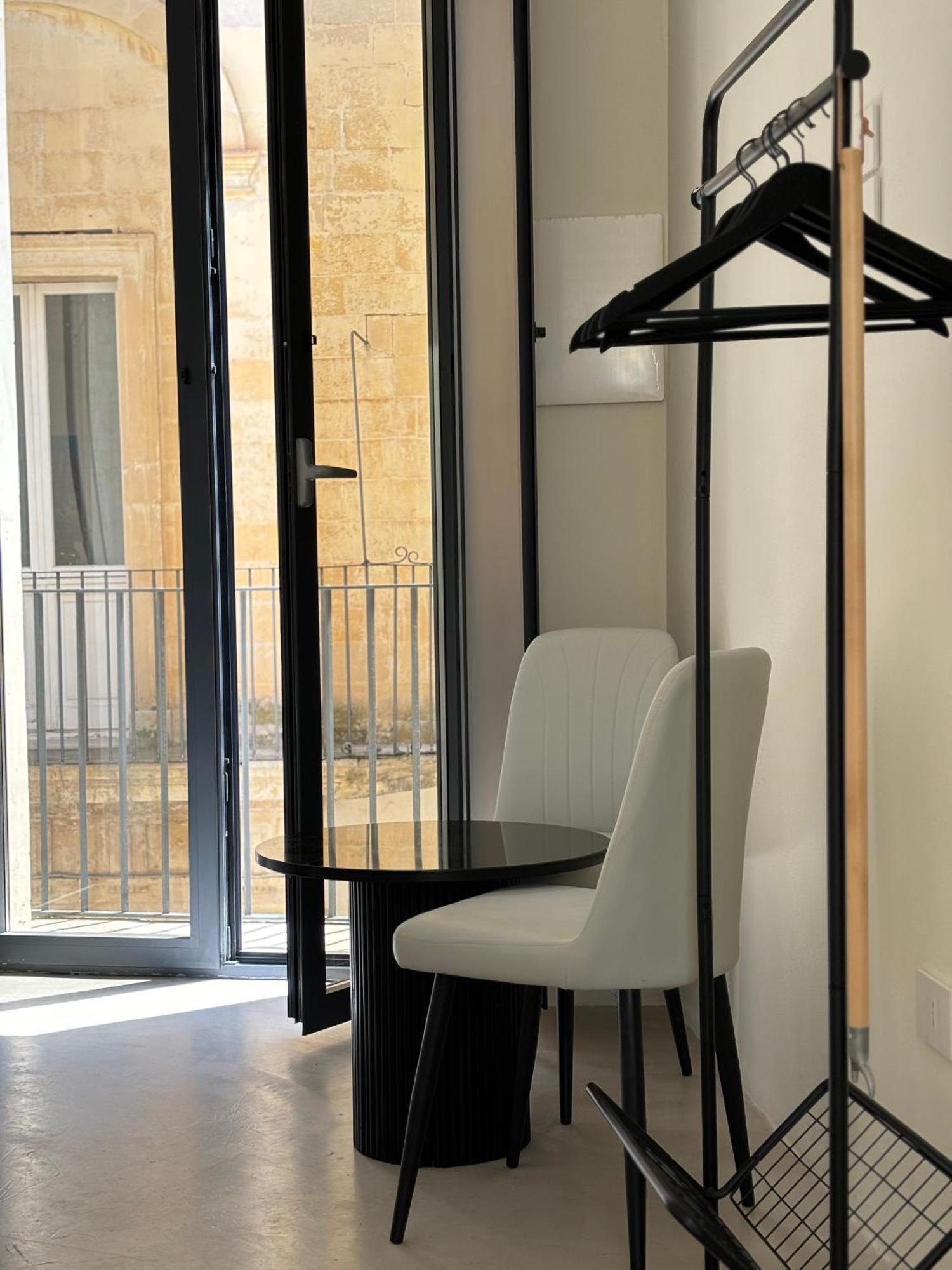 Alora Boutique Suites Lecce Bagian luar foto