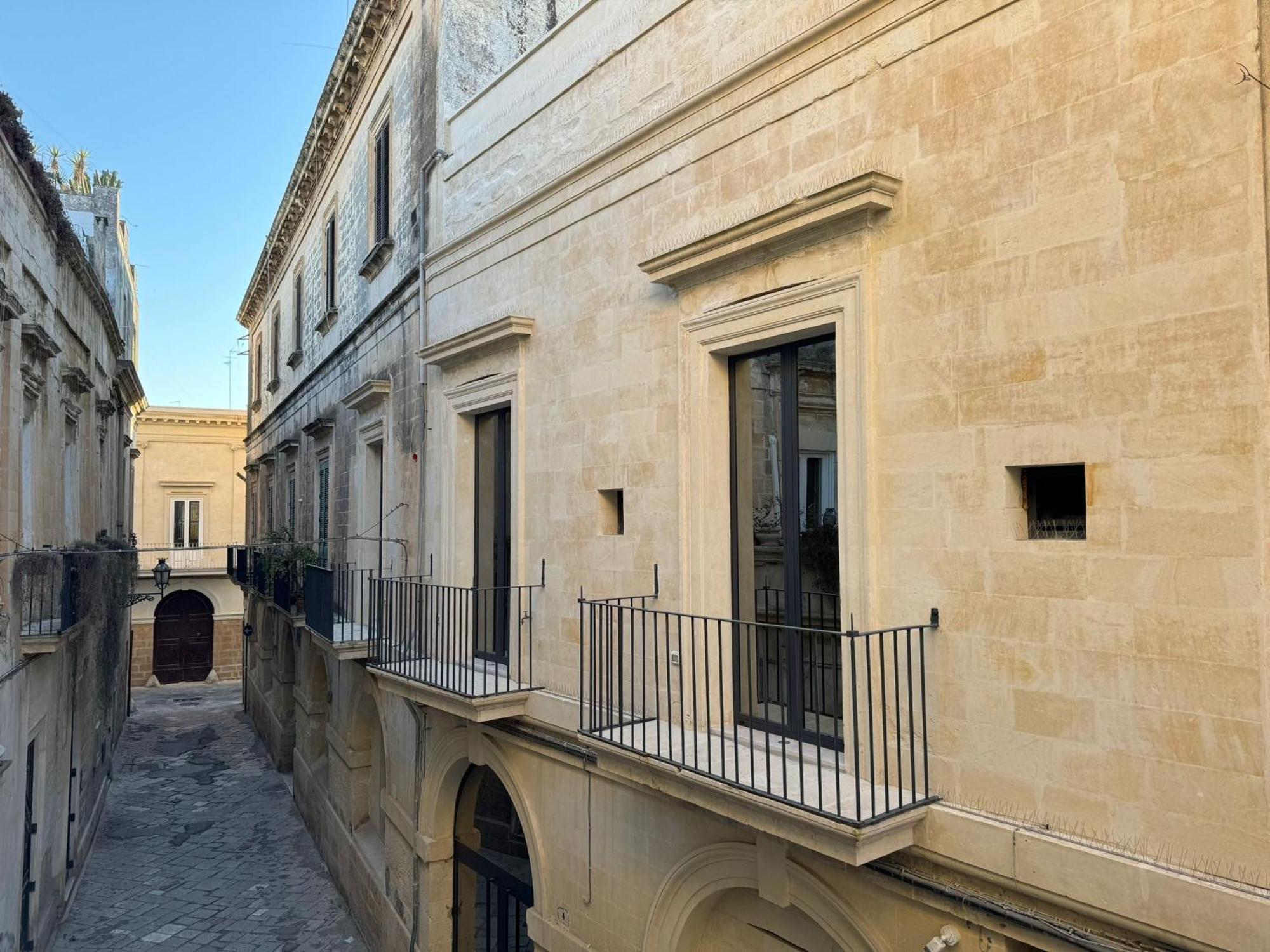 Alora Boutique Suites Lecce Bagian luar foto