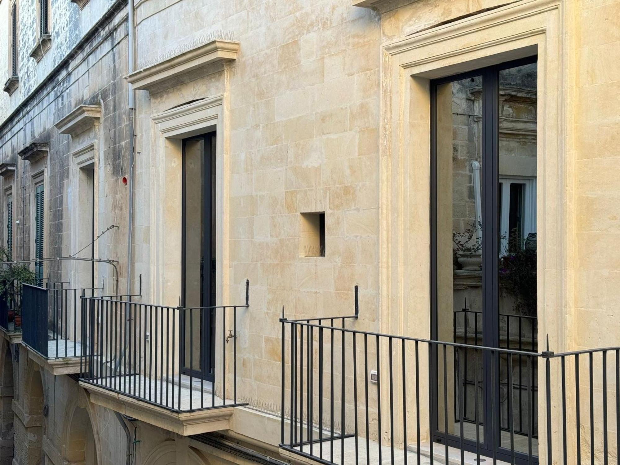 Alora Boutique Suites Lecce Bagian luar foto